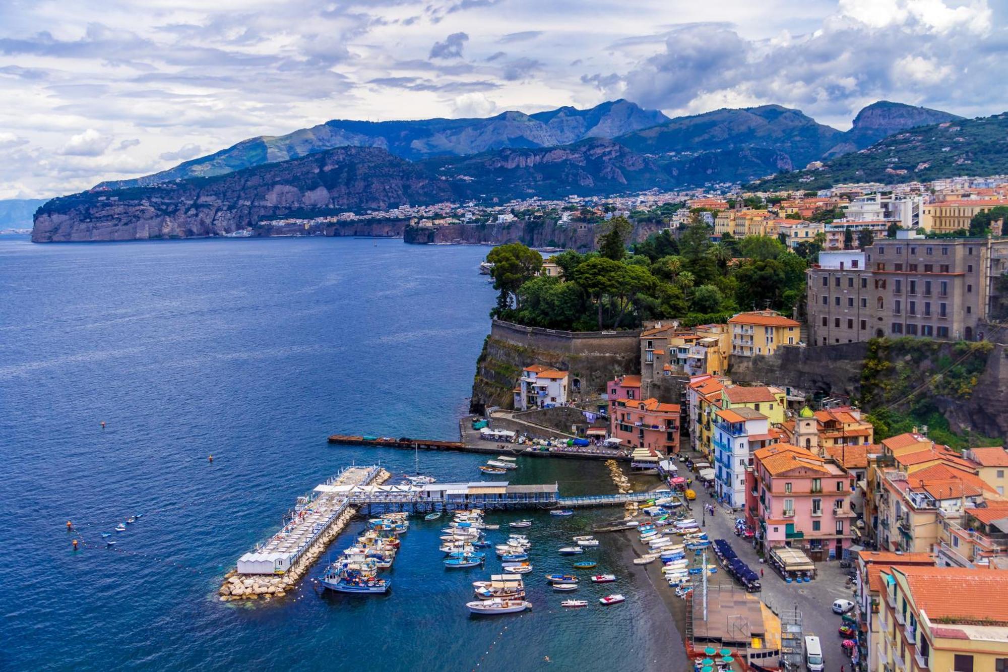 Il Sole Di Montesanto Bed & Breakfast Napoli Dış mekan fotoğraf