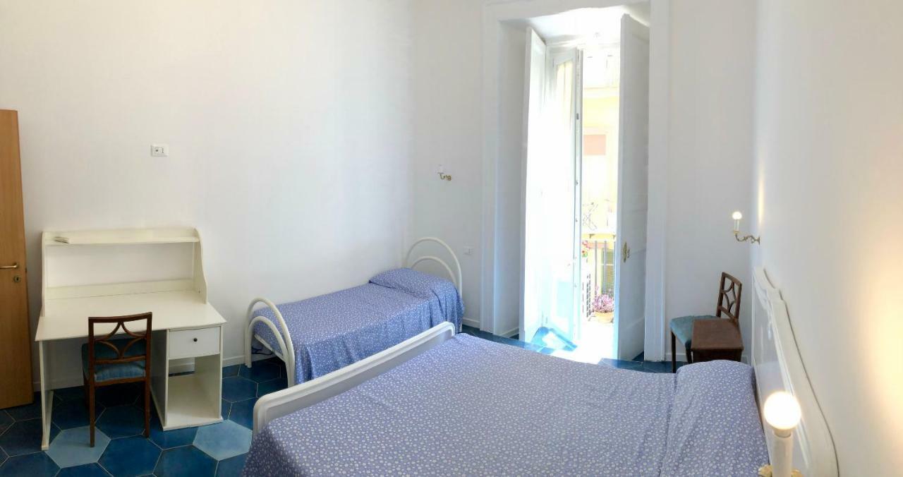 Il Sole Di Montesanto Bed & Breakfast Napoli Dış mekan fotoğraf