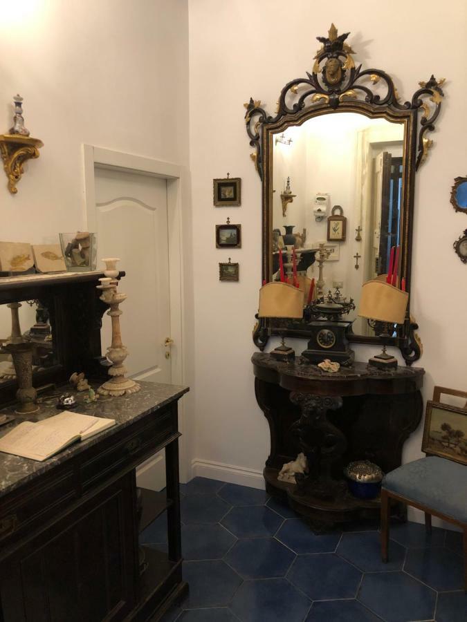 Il Sole Di Montesanto Bed & Breakfast Napoli Dış mekan fotoğraf